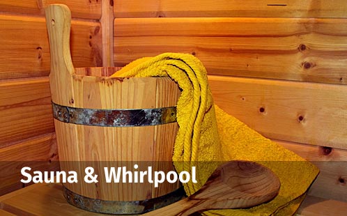 Sauna und Whirlpool im Wellness Bereich